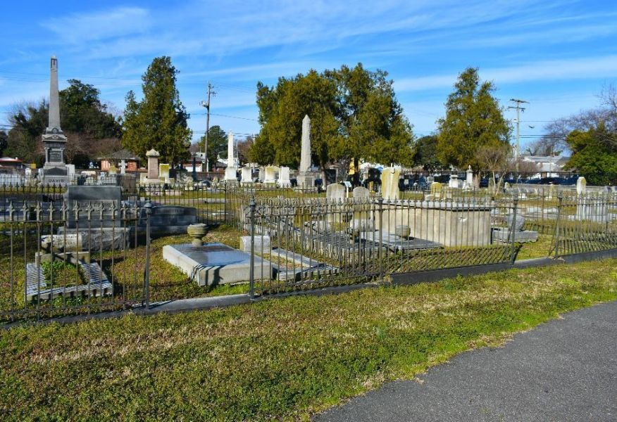 1832 Cedar Grove Cemetery