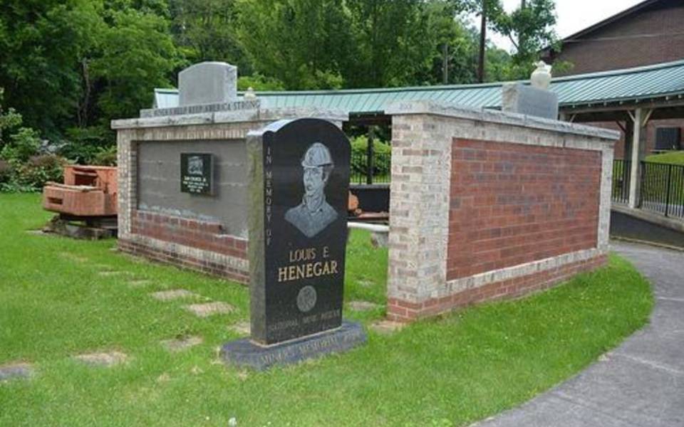 Louis E Henegar Miners Memorial Park