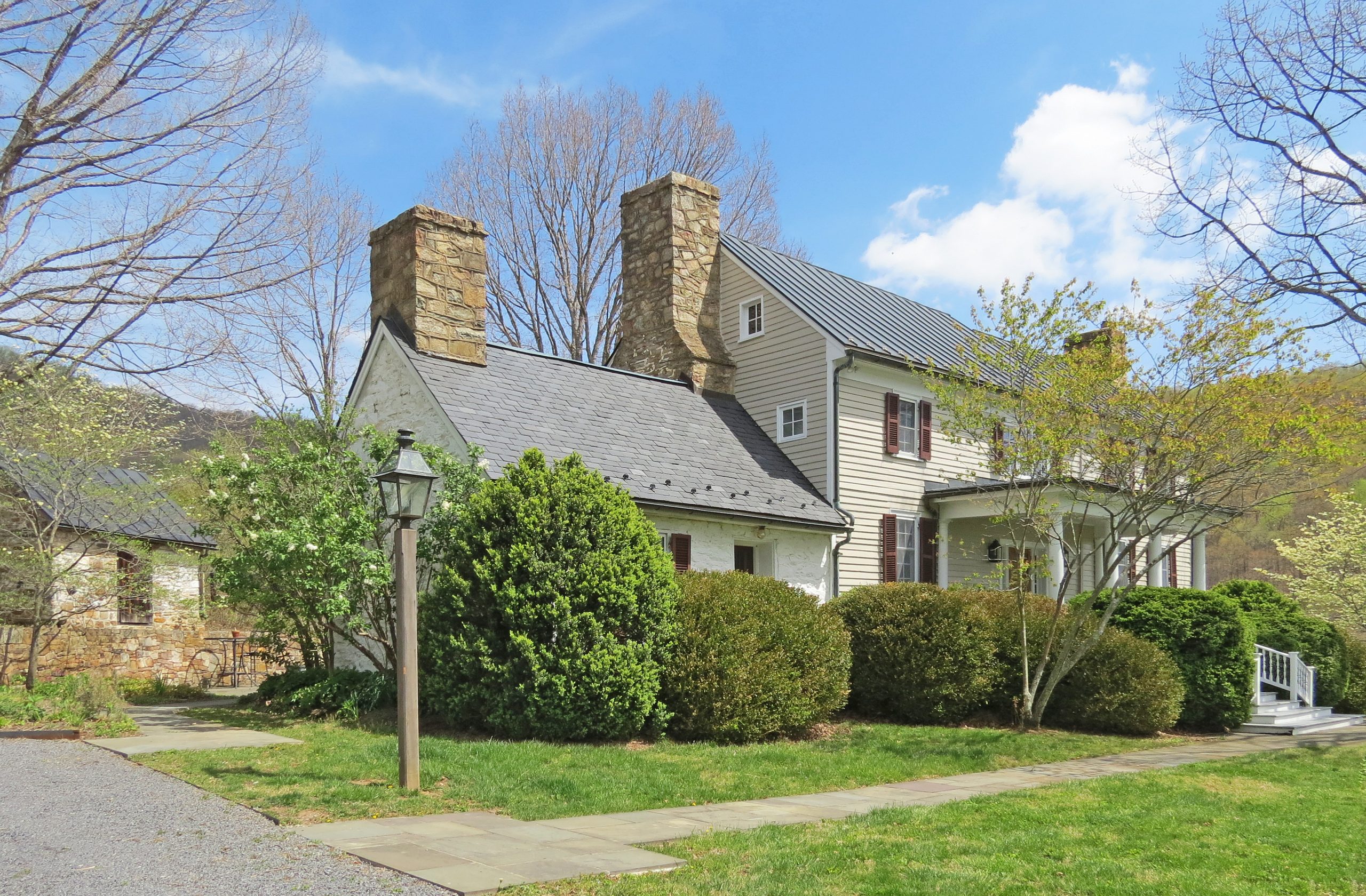 Sunnyside Historic Farm House