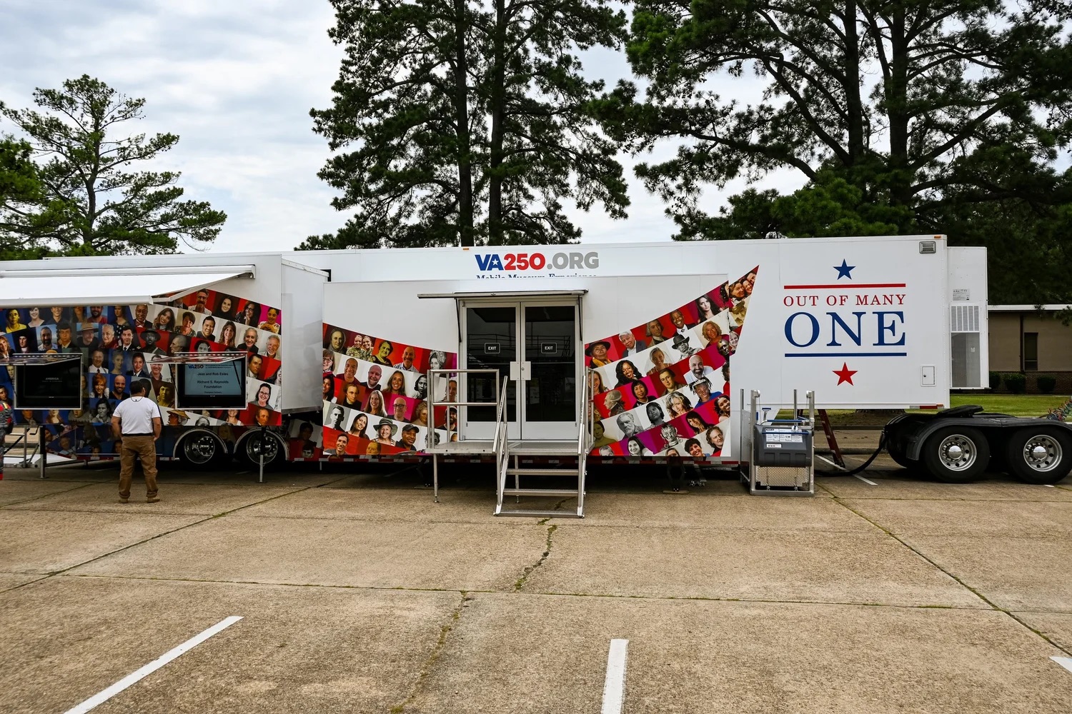 VA250 Mobile Museum Experience Visiting Ker Place