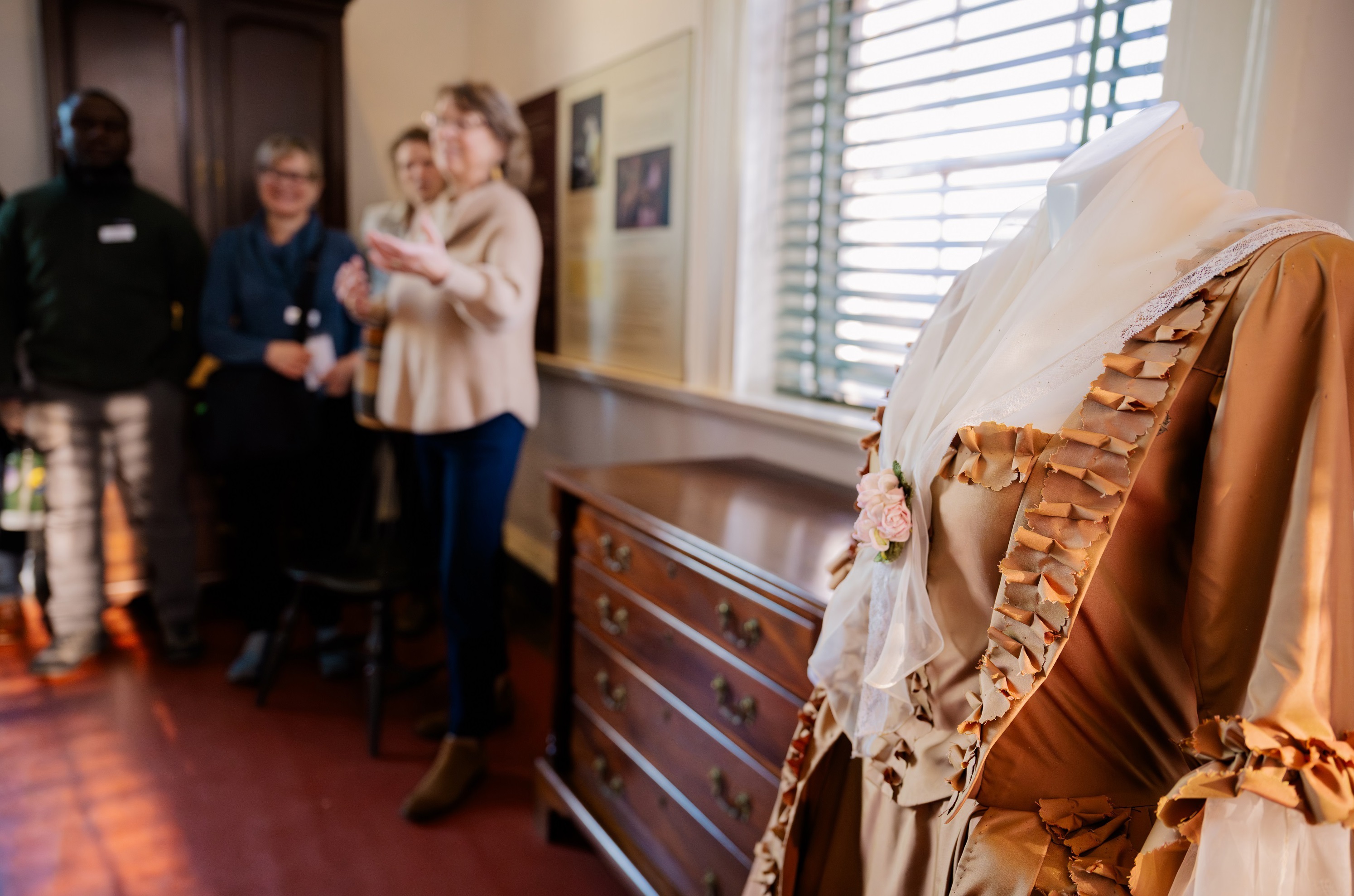 Women at Monticello Tour