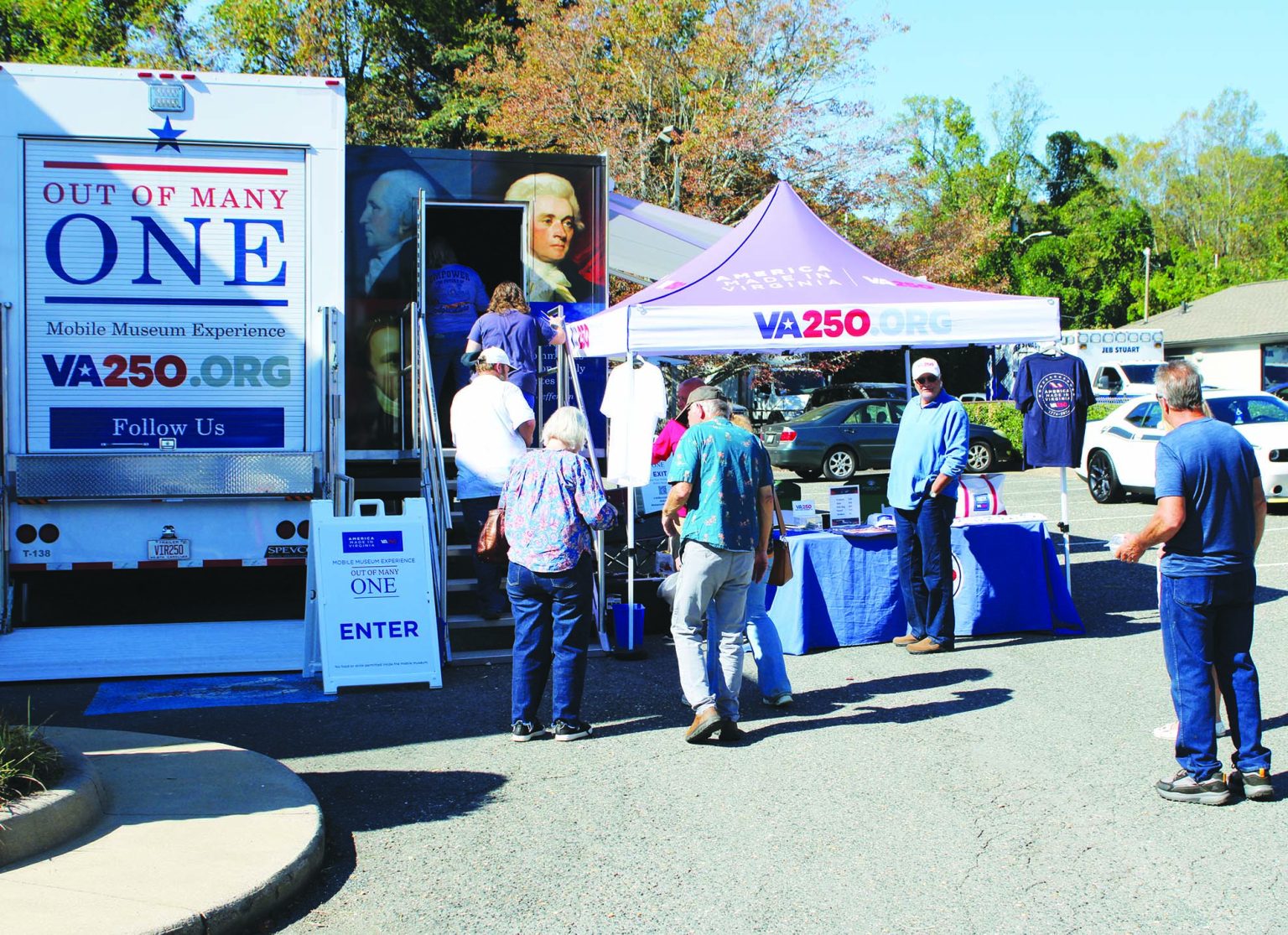 VA250 Mobile Museum attracts hundreds